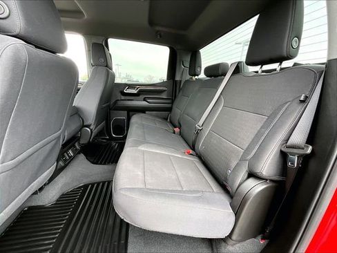 Used 2025 Chevrolet Silverado 1500 LT image 15