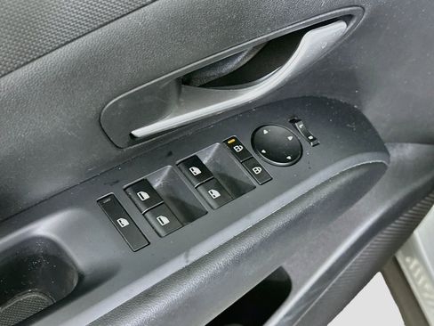 Used 2025 Hyundai Tucson SEL FWD image 15