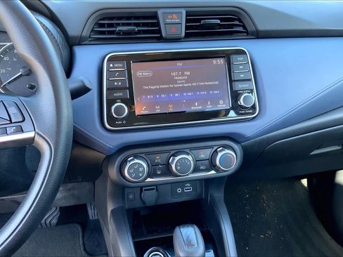 Used 2024 Nissan Versa SV FWD image 30