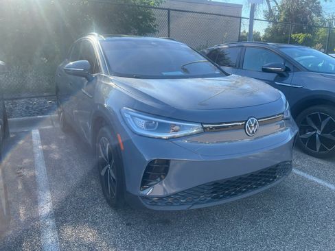 Used 2023 Volkswagen ID.4 Pro S AWD/4WD image 2