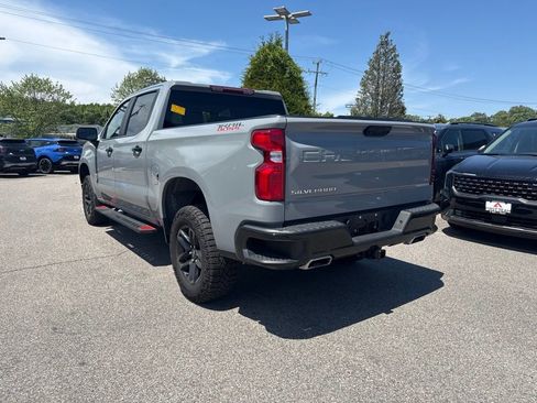 Used 2024 Chevrolet Silverado 1500 LT Trail Boss AWD/4WD image 3
