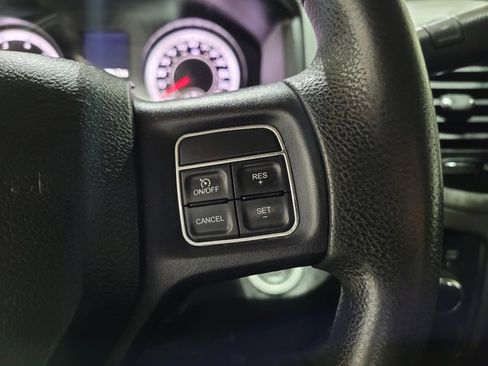 Used 2018 RAM 1500 Express w/ Express Value Package image 27