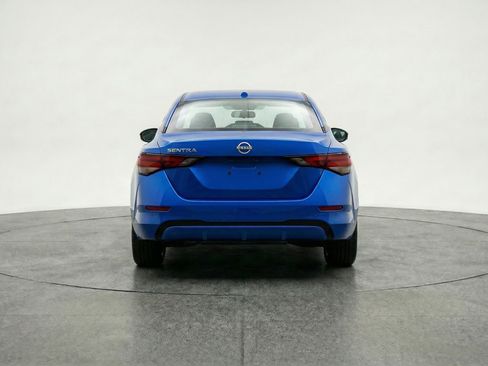 Used 2025 Nissan Sentra SV FWD image 7