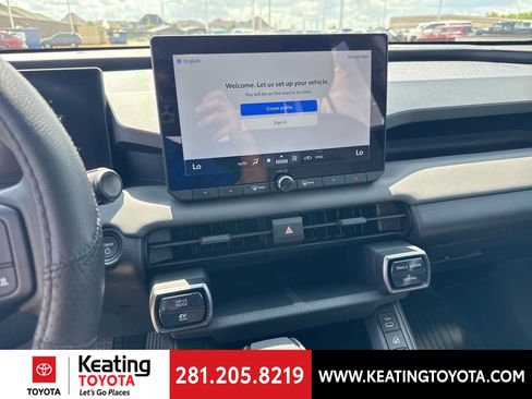 Used 2026 Toyota RAV4 LE AWD/4WD image 20