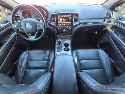 Used 2021 Jeep Grand Cherokee Trailhawk w/ Trailhawk Luxury Group AWD/4WD image 15