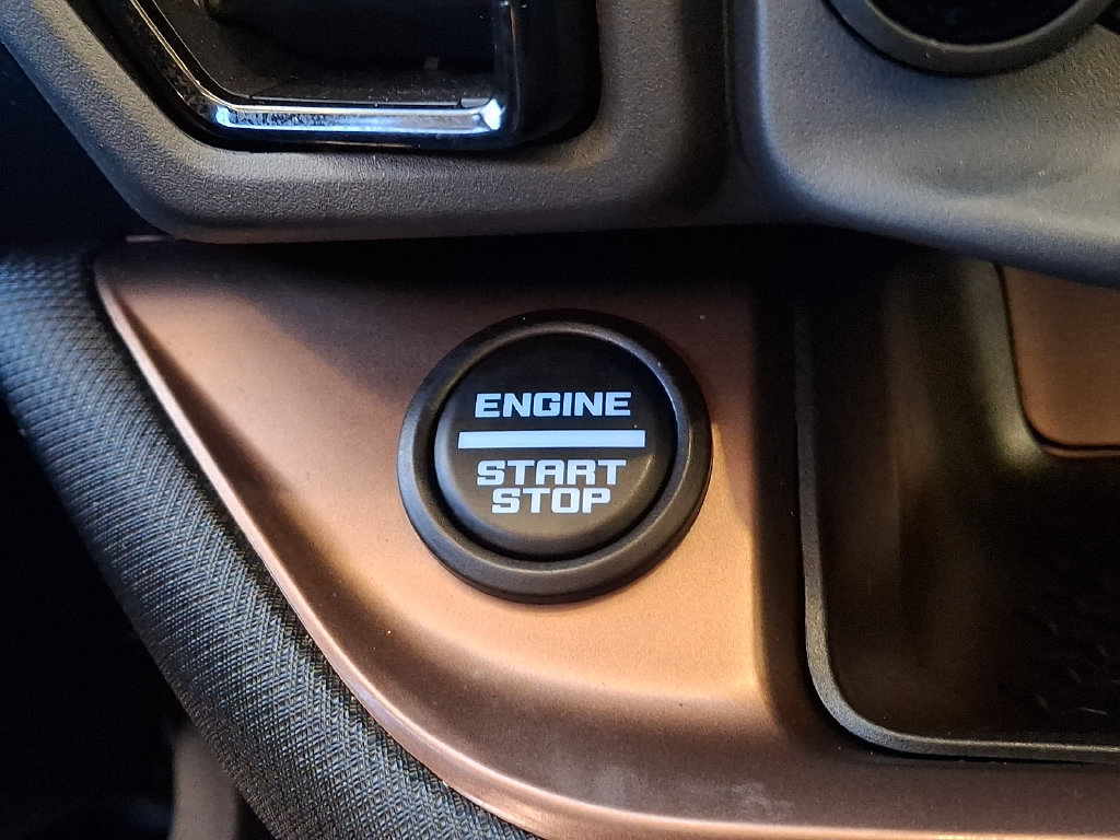 Certified 2023 Ford Bronco Sport Outer Banks w/ Tech Package AWD/4WD image 27