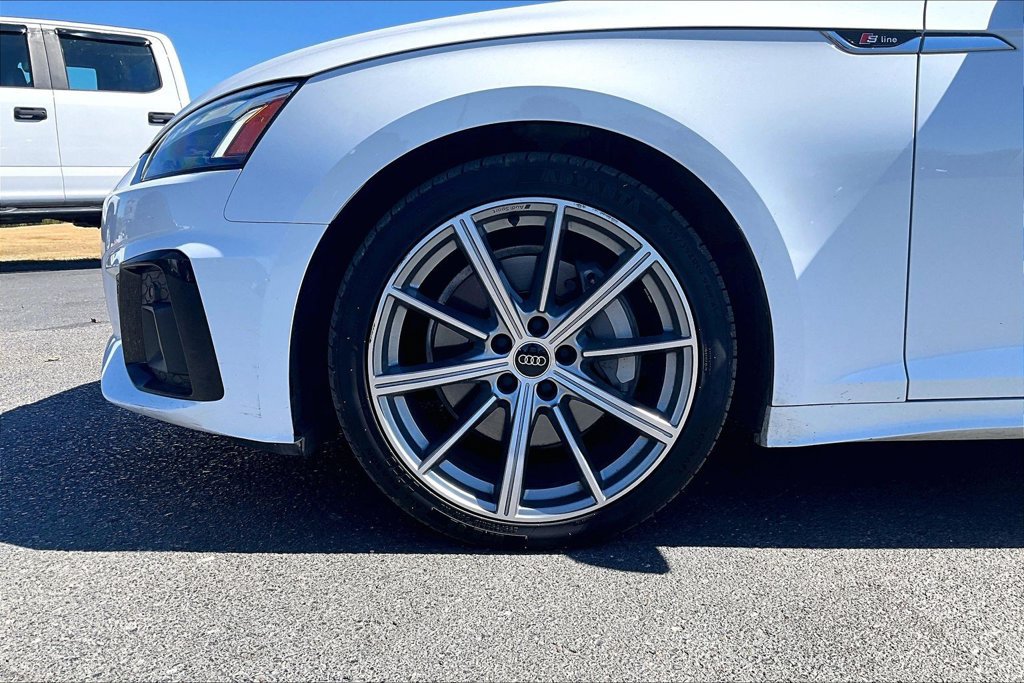 Used 2025 Audi A5 2.0T Premium AWD/4WD image 2