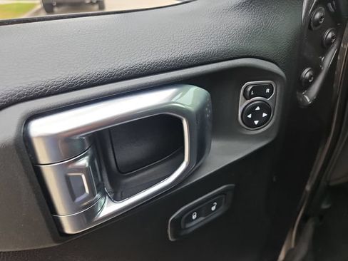 Used 2023 Jeep Wrangler Unlimited Sport AWD/4WD image 21