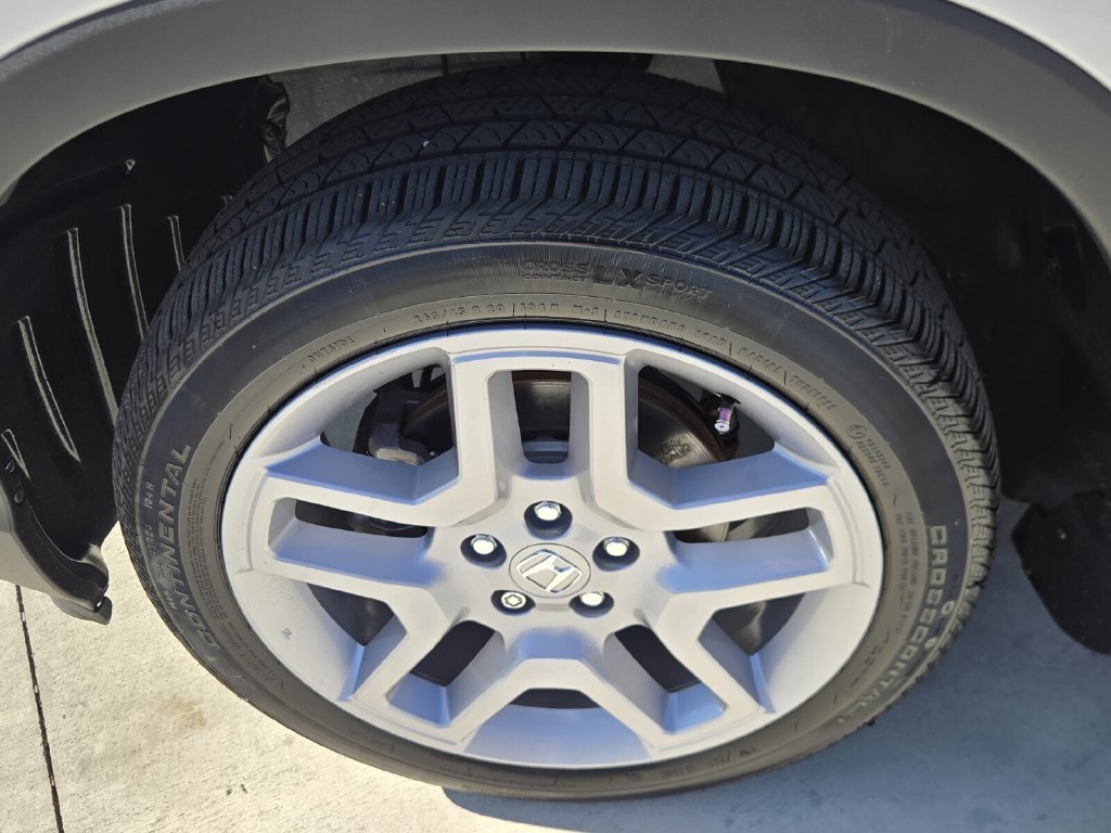 Certified 2025 Honda Passport EX-L image 10