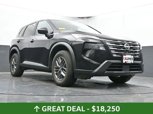 Used 2024 Nissan Rogue S image 65