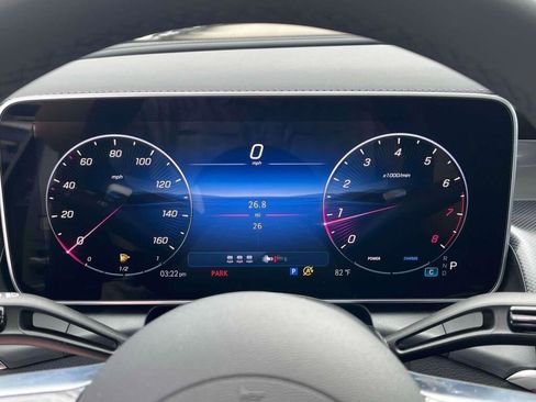 New 2026 Mercedes-Benz GLC 300 4MATIC image 3