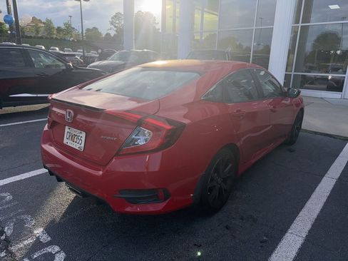 Used 2019 Honda Civic Sport image 4