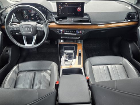 Used 2021 Audi Q5 Premium Plus w/ Premium Plus Package image 5