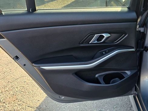 Used 2024 BMW 330e RWD image 20