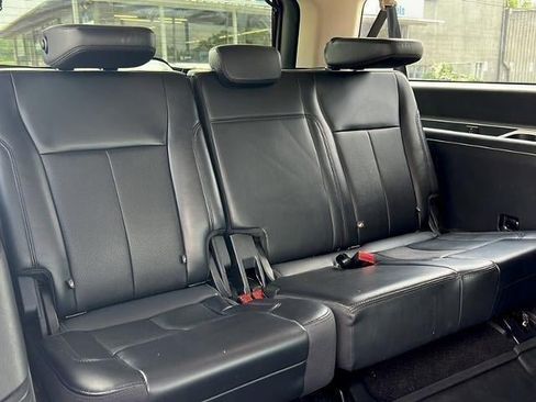 Used 2023 Ford Expedition Max XLT AWD/4WD image 13