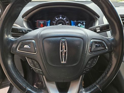 Used 2019 Lincoln MKZ Reserve w/ Reserve Plus Package image 9