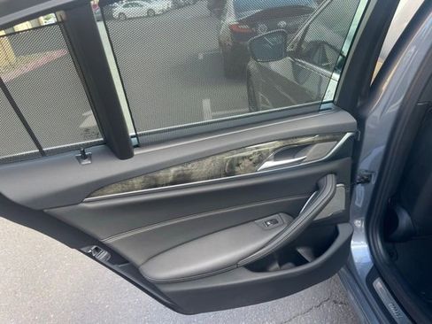 Used 2023 BMW 530e w/ Executive Package image 29