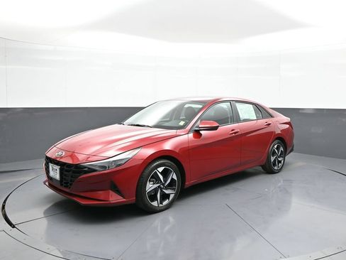 Certified 2023 Hyundai Elantra SEL w/ Convenience Package FWD image 10