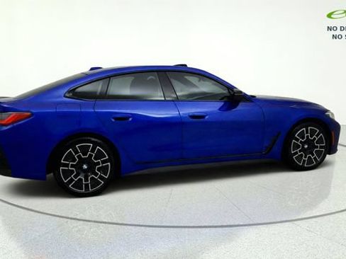 Used 2025 BMW 430i xDrive w/ M Sport Package AWD/4WD image 8
