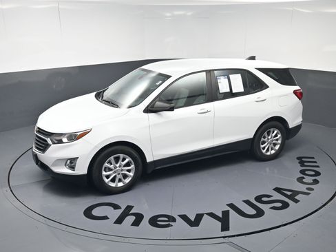 Certified 2020 Chevrolet Equinox LS image 28