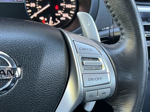 Used 2017 Nissan Altima 2.5 SR w/ Midnight Edition Package image 25