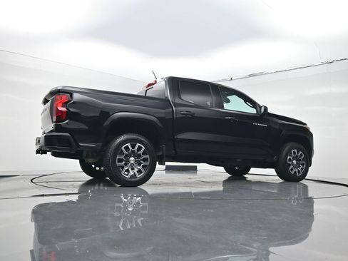 Used 2023 Chevrolet Colorado LT w/ LT Convenience Package II RWD image 22