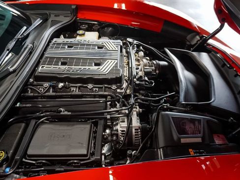 Used 2019 Chevrolet Corvette Z06 RWD image 12