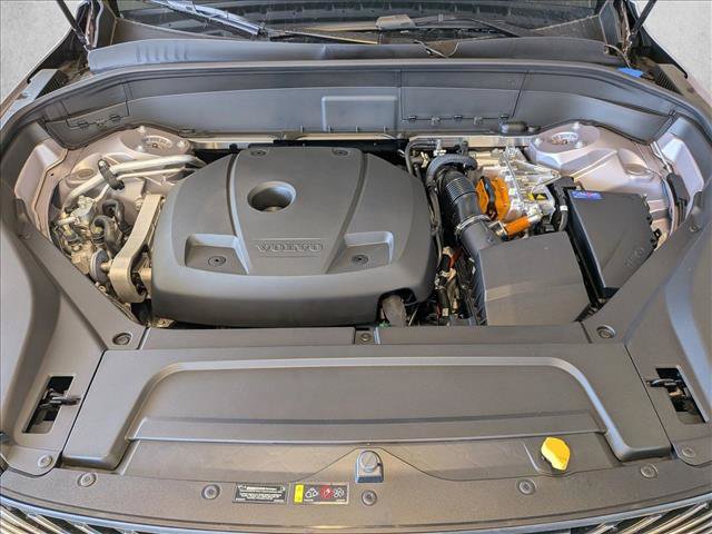 New 2026 Volvo XC90 T8 Plus w/ Protection Package Premier AWD/4WD image 19