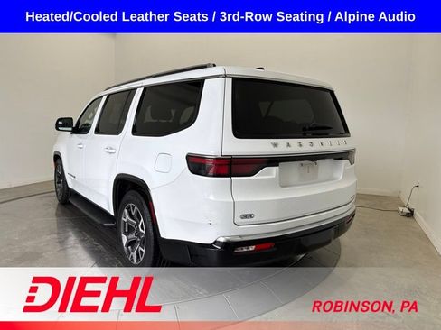 Used 2024 Jeep Wagoneer Series III AWD/4WD image 5