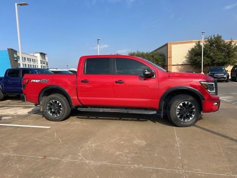 Used 2021 Nissan Titan PRO-4X w/ Pro-4x Convenience Package image 2