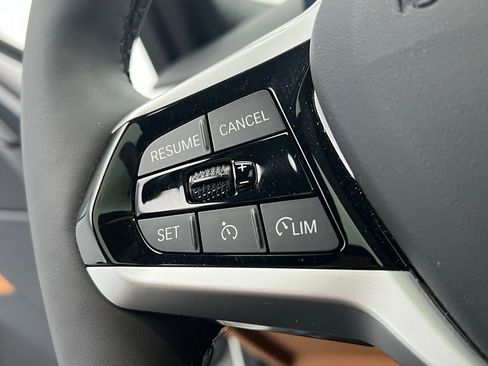 Certified 2025 BMW 330i Sedan RWD image 19