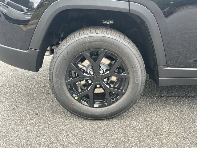 New 2026 Jeep Grand Cherokee Altitude RWD image 17