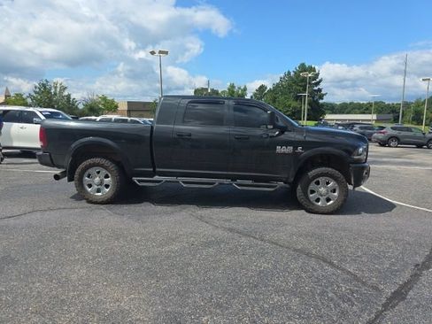 Used 2018 RAM 2500 Laramie w/ Sport Appearance Group AWD/4WD image 2