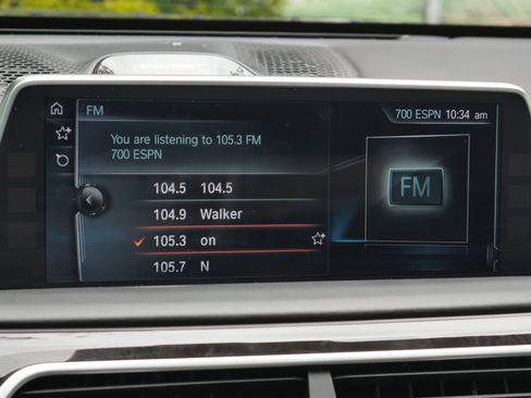 Used 2017 BMW ALPINA B7 xDrive AWD/4WD image 12