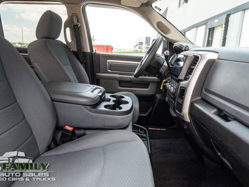 Used 2017 RAM 2500 SLT AWD/4WD image 26