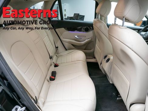 Used 2022 Mercedes-Benz GLC 300 4MATIC w/ Premium Package Lite image 24