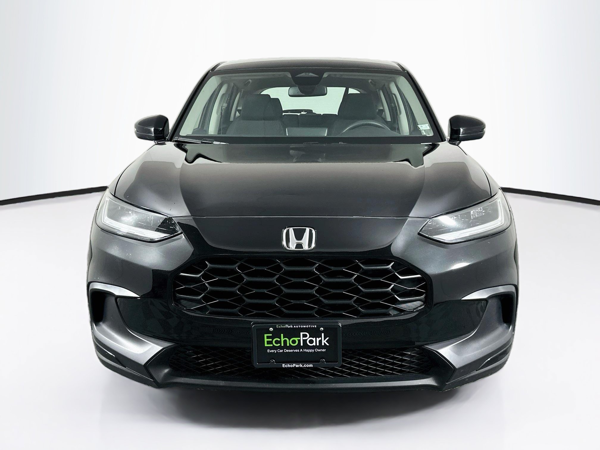 Used 2025 Honda HR-V LX image 2