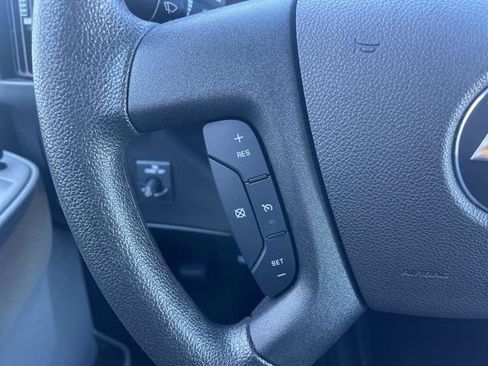 Used 2022 Chevrolet Express 3500 LS image 24