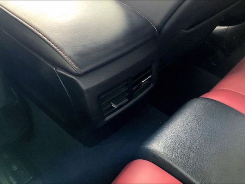 Used 2019 Lexus RC 300 image 31