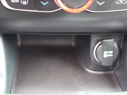 Used 2018 Dodge Charger SXT w/ Blacktop Package image 21