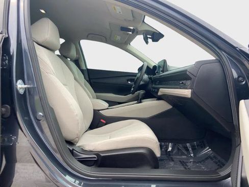 Used 2025 Honda Accord LX image 14