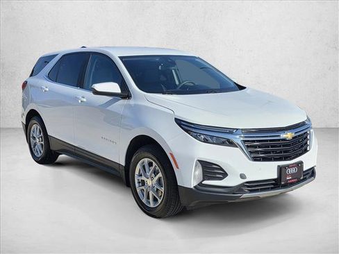 Used 2023 Chevrolet Equinox LT w/ LPO, Floor Liner Package image 3