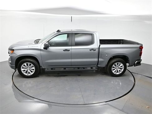 Used 2026 Chevrolet Silverado 1500 Custom image 33