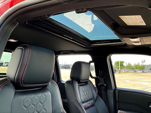 Used 2024 Nissan Frontier Pro-X w/ Pro Premium Package RWD image 14
