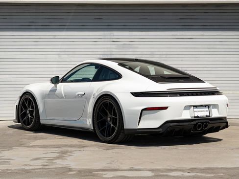 Certified 2026 Porsche 911 GT3 RWD image 3