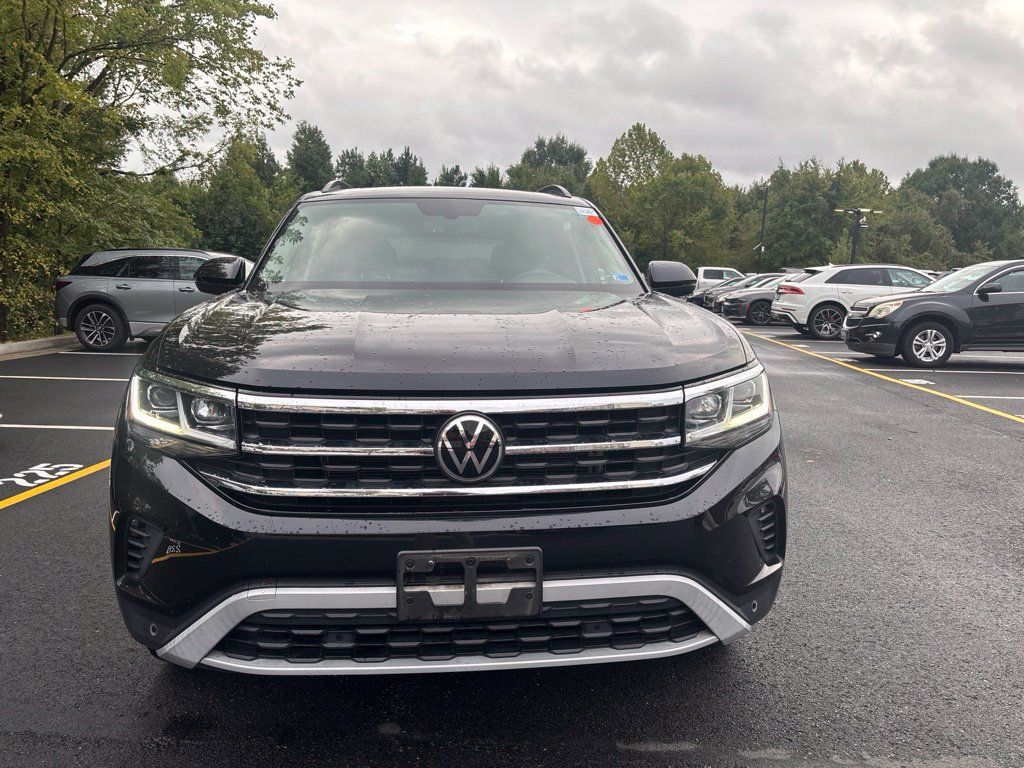 Used 2022 Volkswagen Atlas SE AWD/4WD image 2