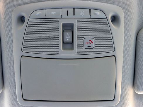 Used 2015 INFINITI Q50 Premium w/ Deluxe Touring Package image 40