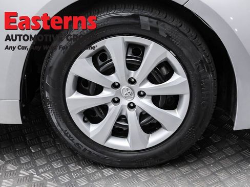 Used 2024 Toyota Corolla LE image 30