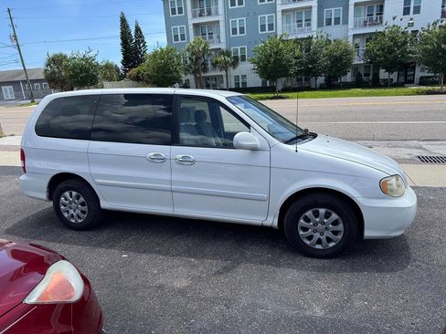 Used 2004 Kia Sedona LX FWD image 9