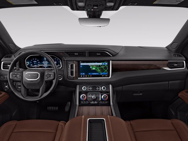Used 2024 GMC Yukon Denali Ultimate AWD/4WD image 3